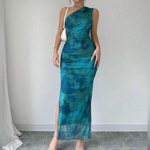 Asymmetrical neckline blue tie dye dress